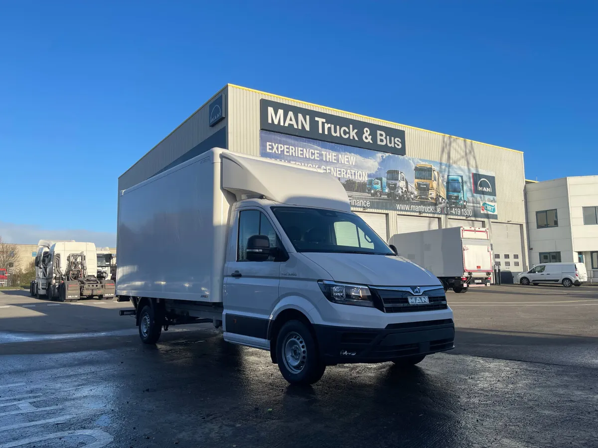 NEW MAN TGE 3.160 RWD 14FT FACTORY BOX - Image 1