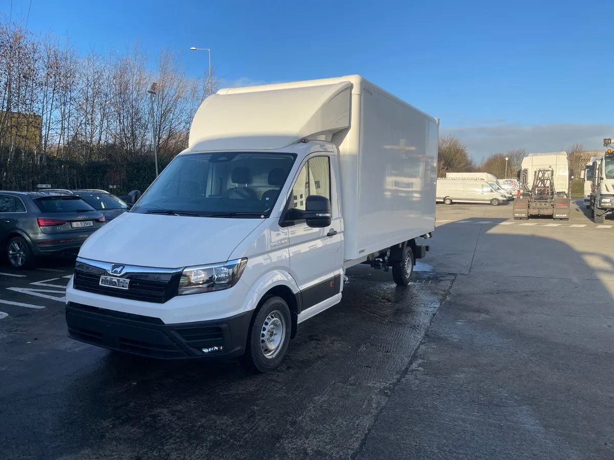 NEW MAN TGE 3.160 RWD 14FT FACTORY BOX - Image 3