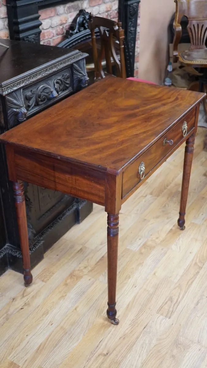 Victorian Mahogany Side Table with Drawer - Image 4
