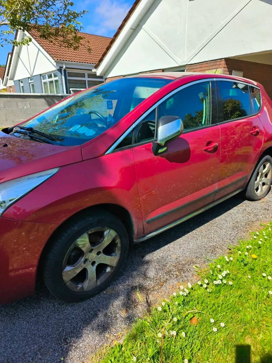 Peugeot 3008 (2013) - Image 2