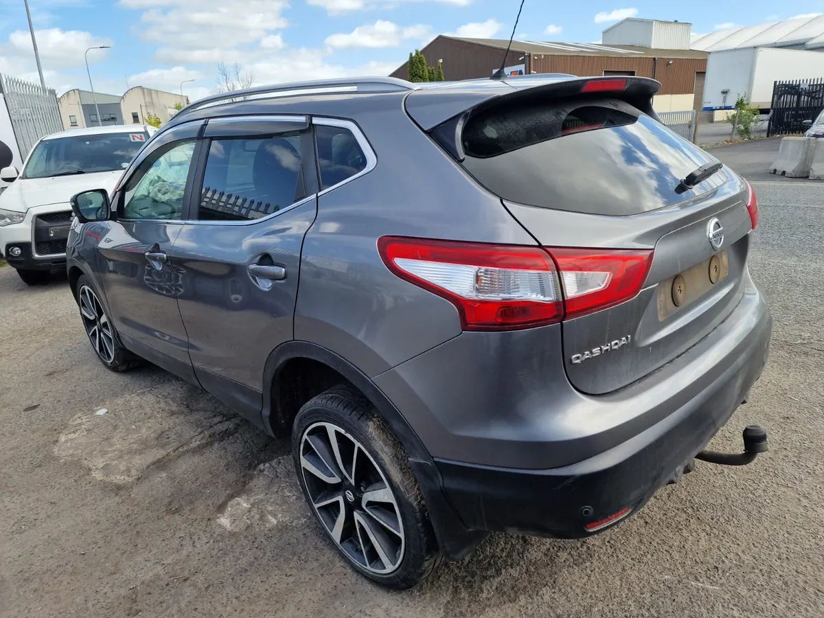 15 NISSAN QASHQAI  1.6 D FOR BREAKING - Image 3