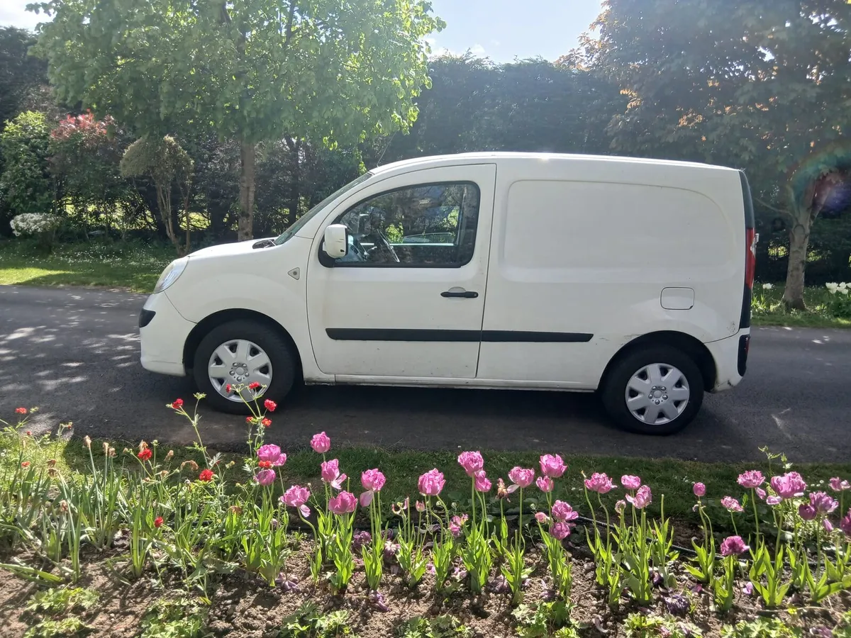 Renault kango new doe today 200km - Image 4