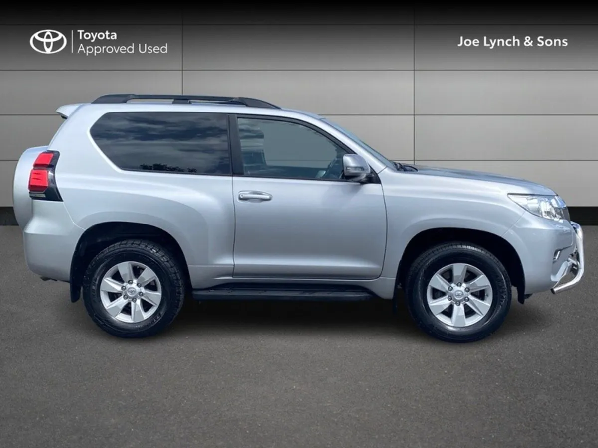Toyota Land Cruiser LC SWB GX COMM - Image 3