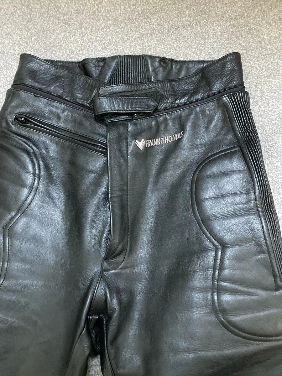 Motorbike leather trousers - Image 3