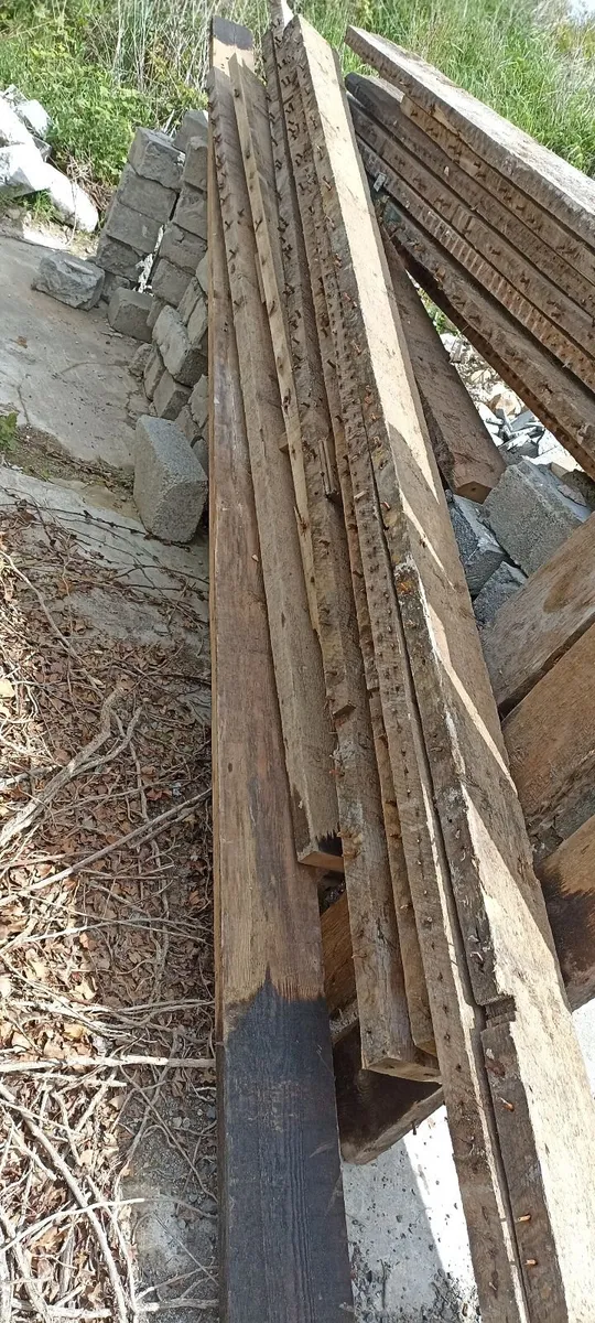 Old Joists 7x2 - Image 4