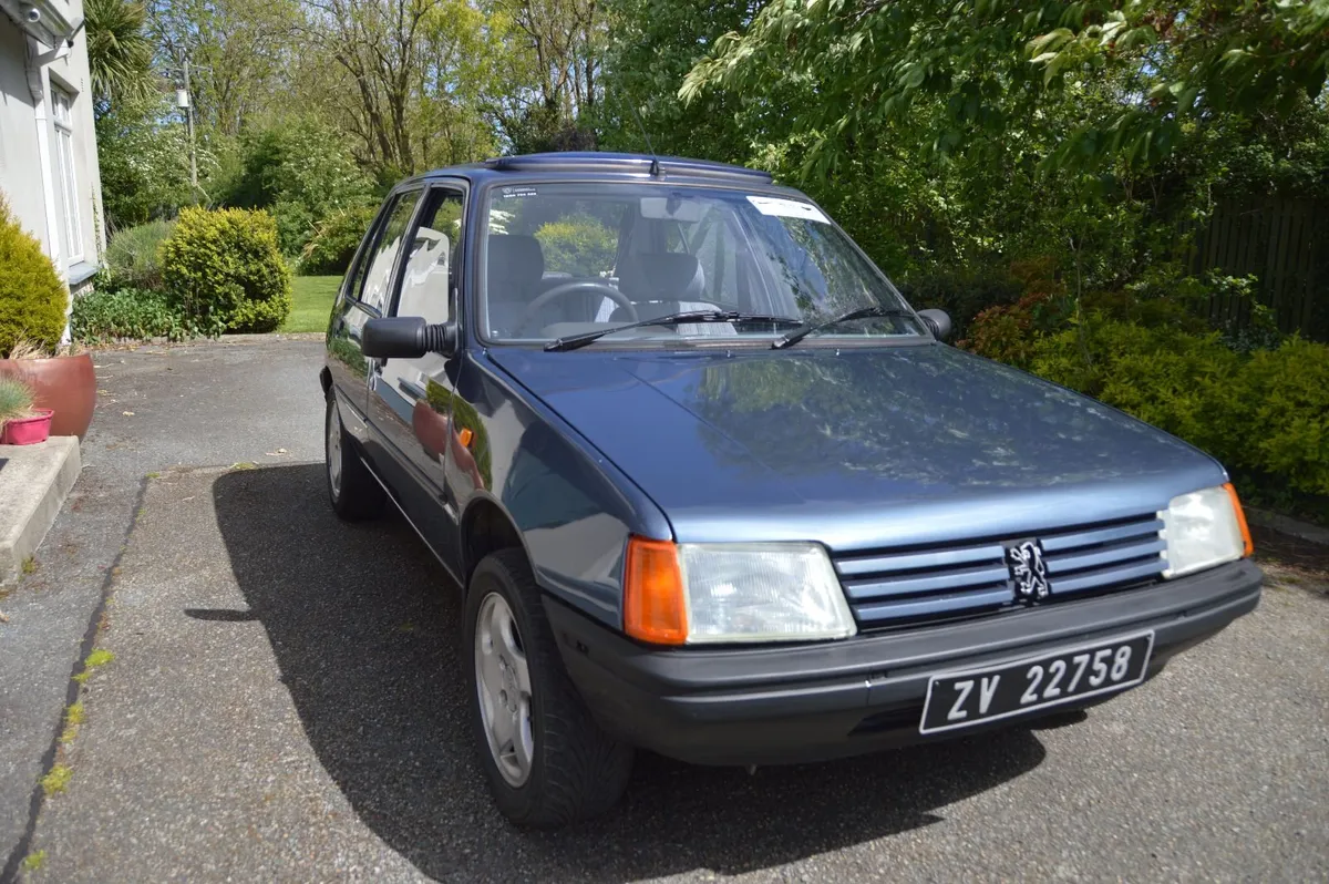 Peugeot 205 1988 1.4 petrol 5 door. - Image 1