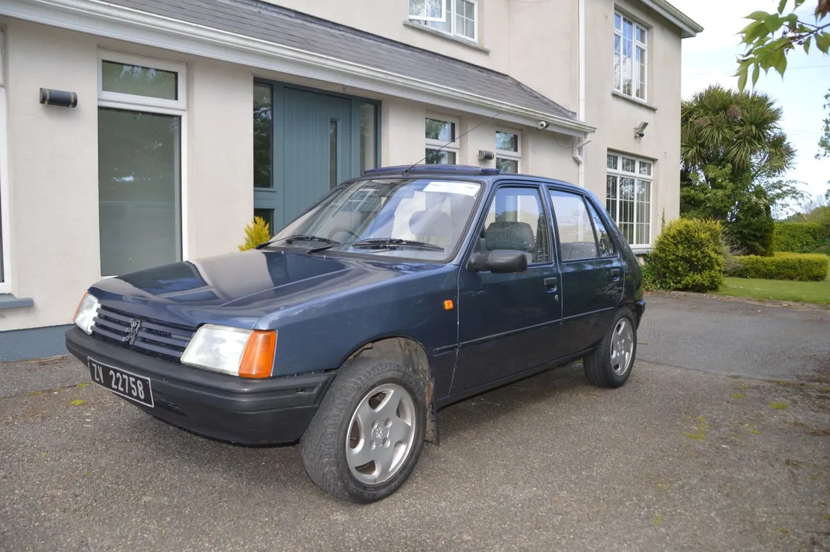 Peugeot 205 1988 1.4 petrol 5 door. - Image 3