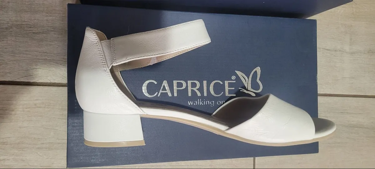 Caprice white sandals - Image 3