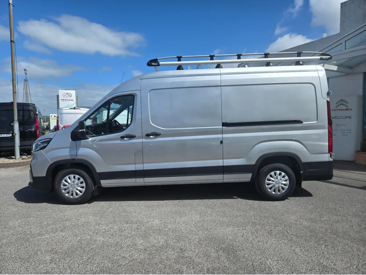 Maxus DELIVER 9 PV LH FWD LUXURY EVIE G - Image 2