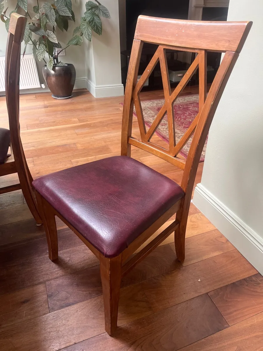 Dining Table and chairs - Image 4
