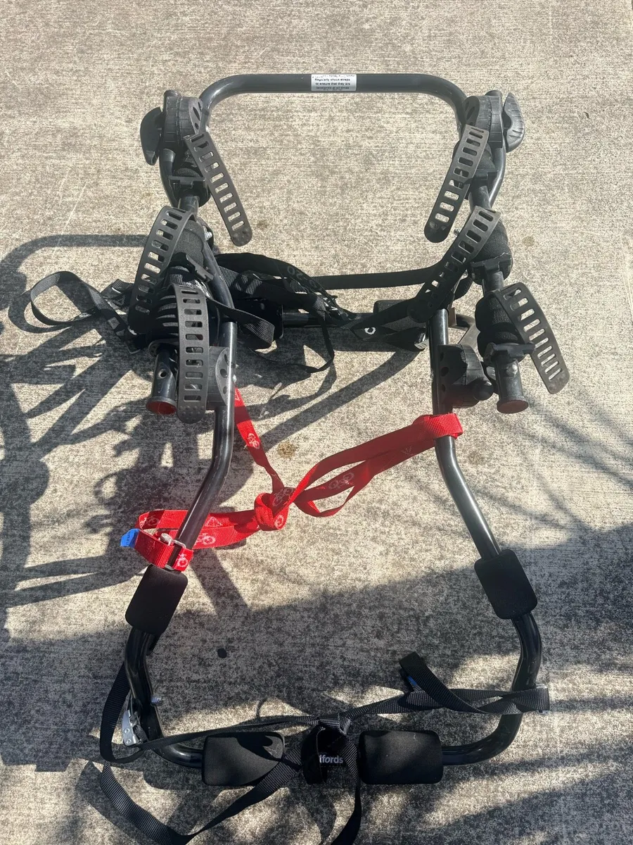 3 Bike Rear Mounted Bike Rack - Image 3