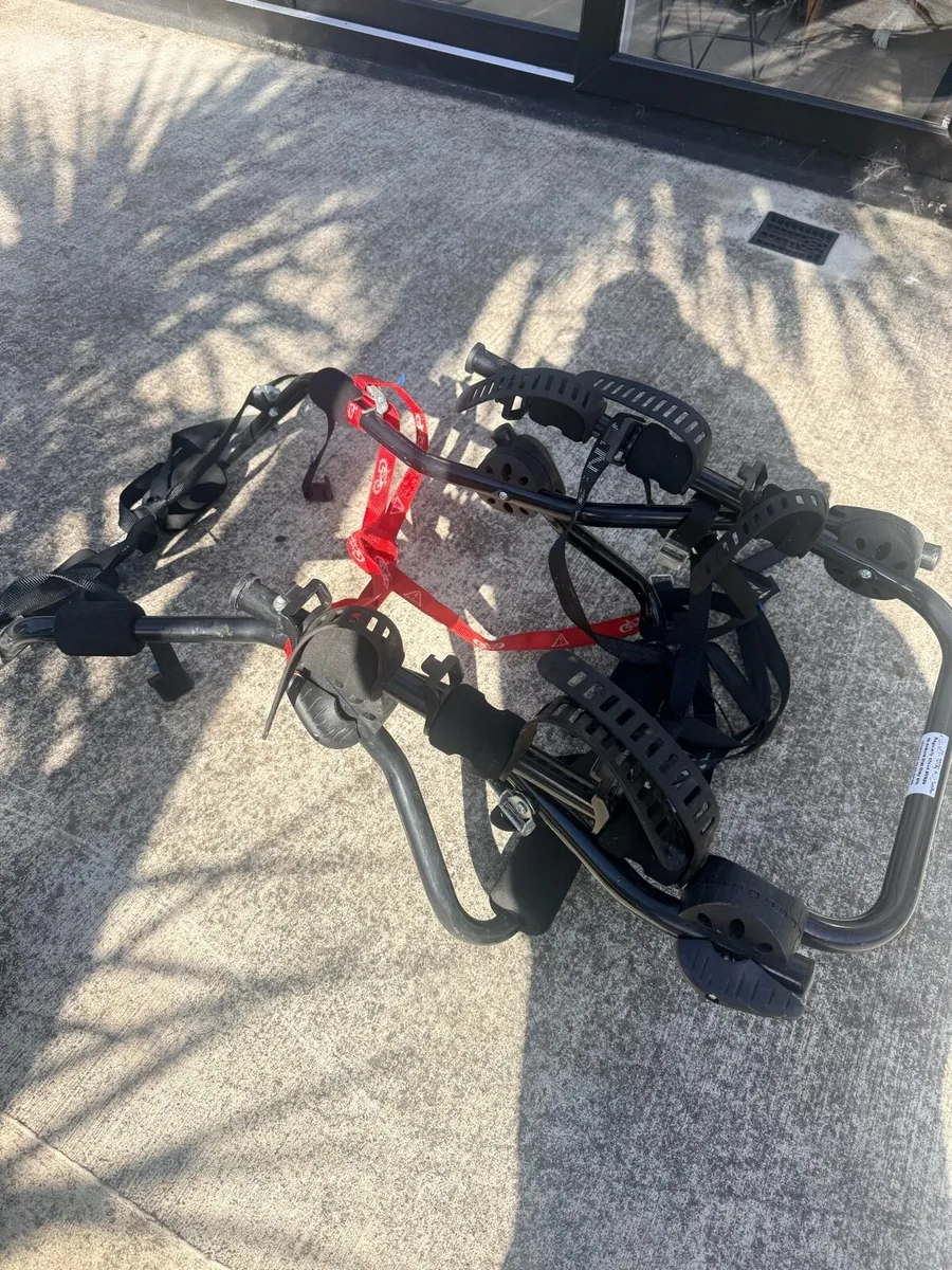 3 Bike Rear Mounted Bike Rack - Image 1