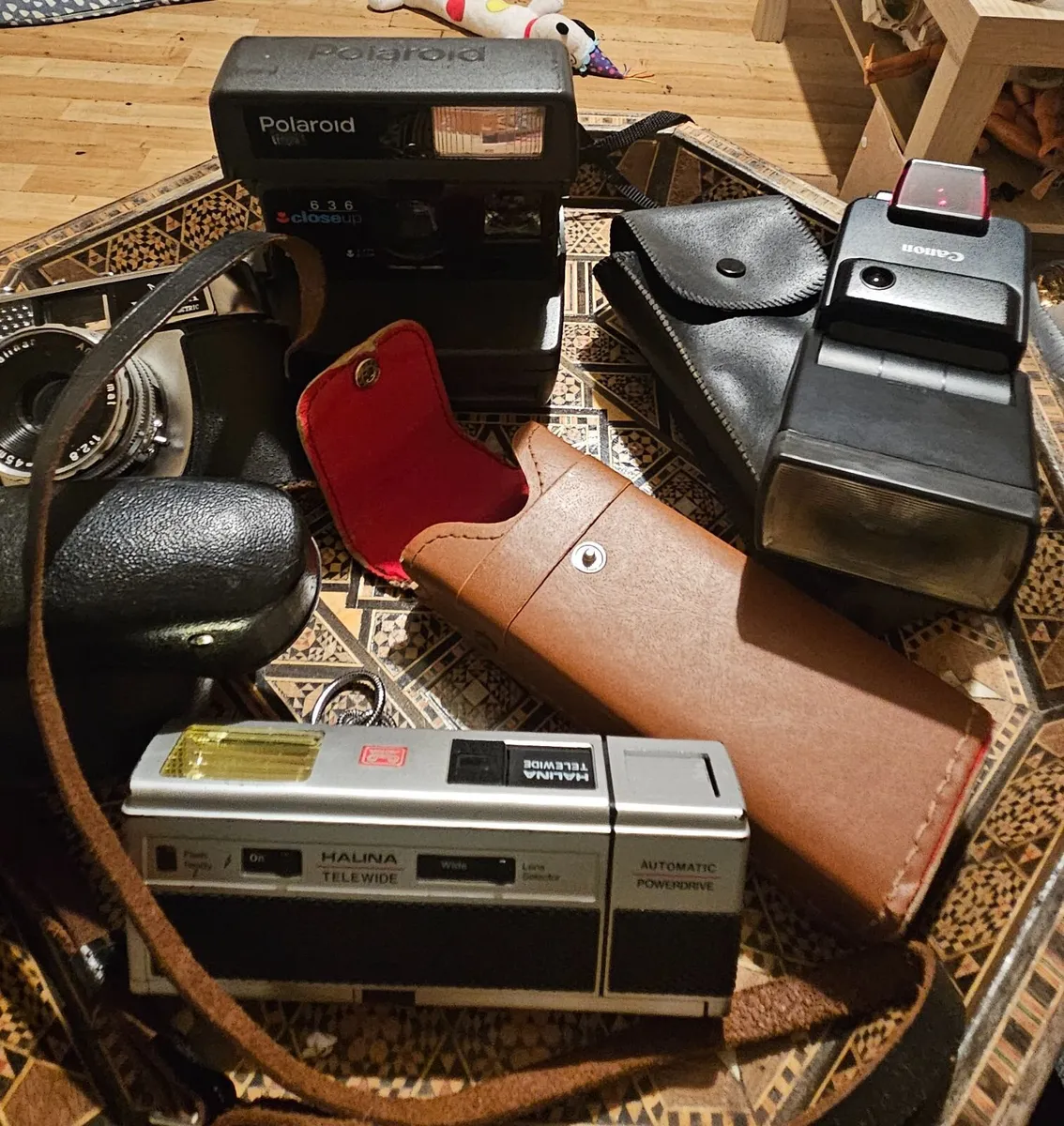 Vintage Camera Mixed Lot - Image 1