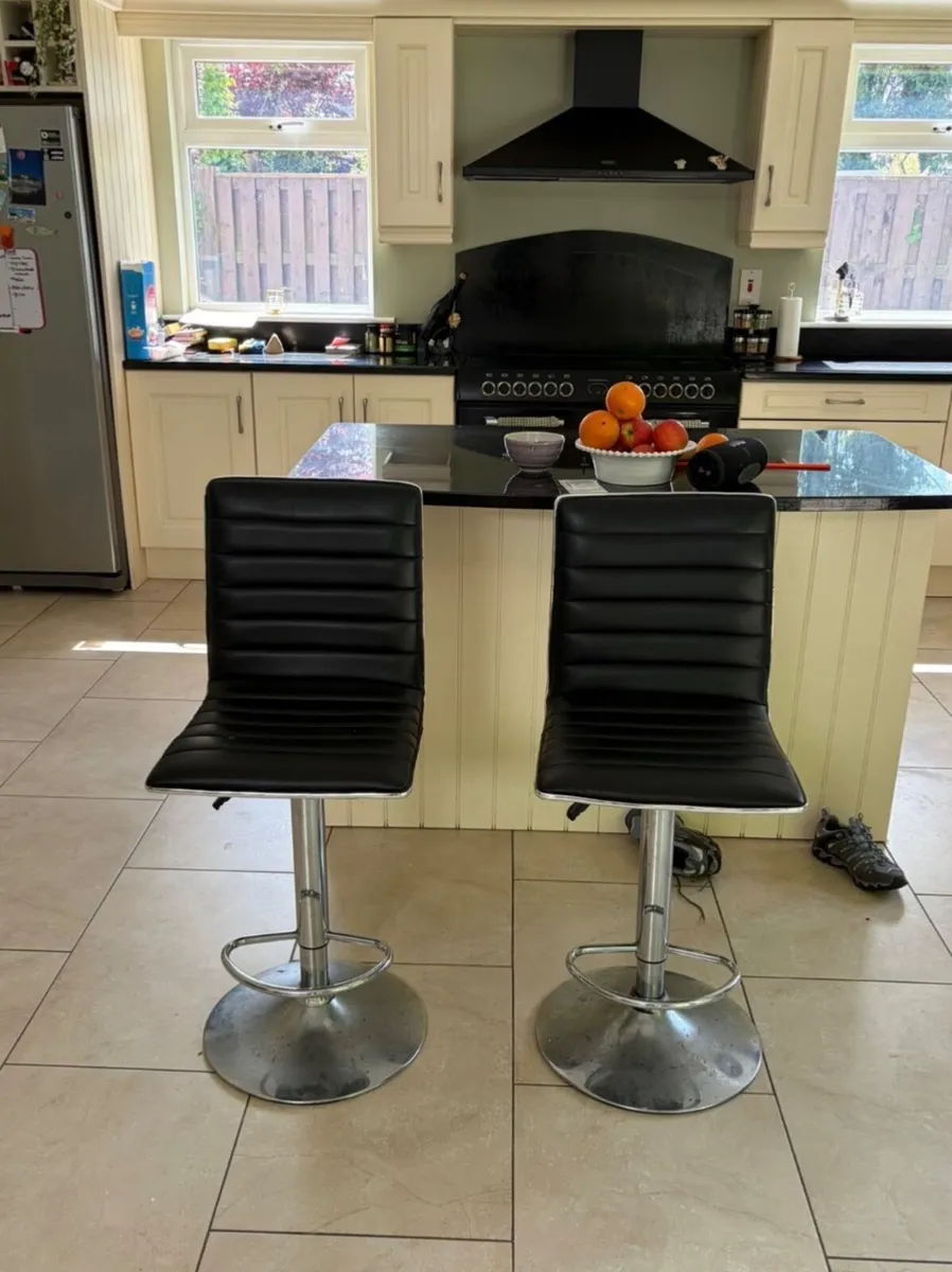 High Chairs x 2 - Image 2