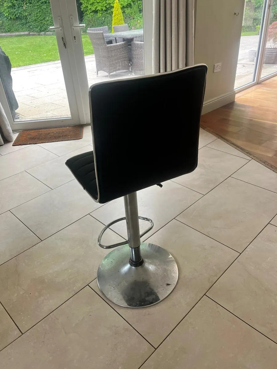 High Chairs x 2 - Image 3