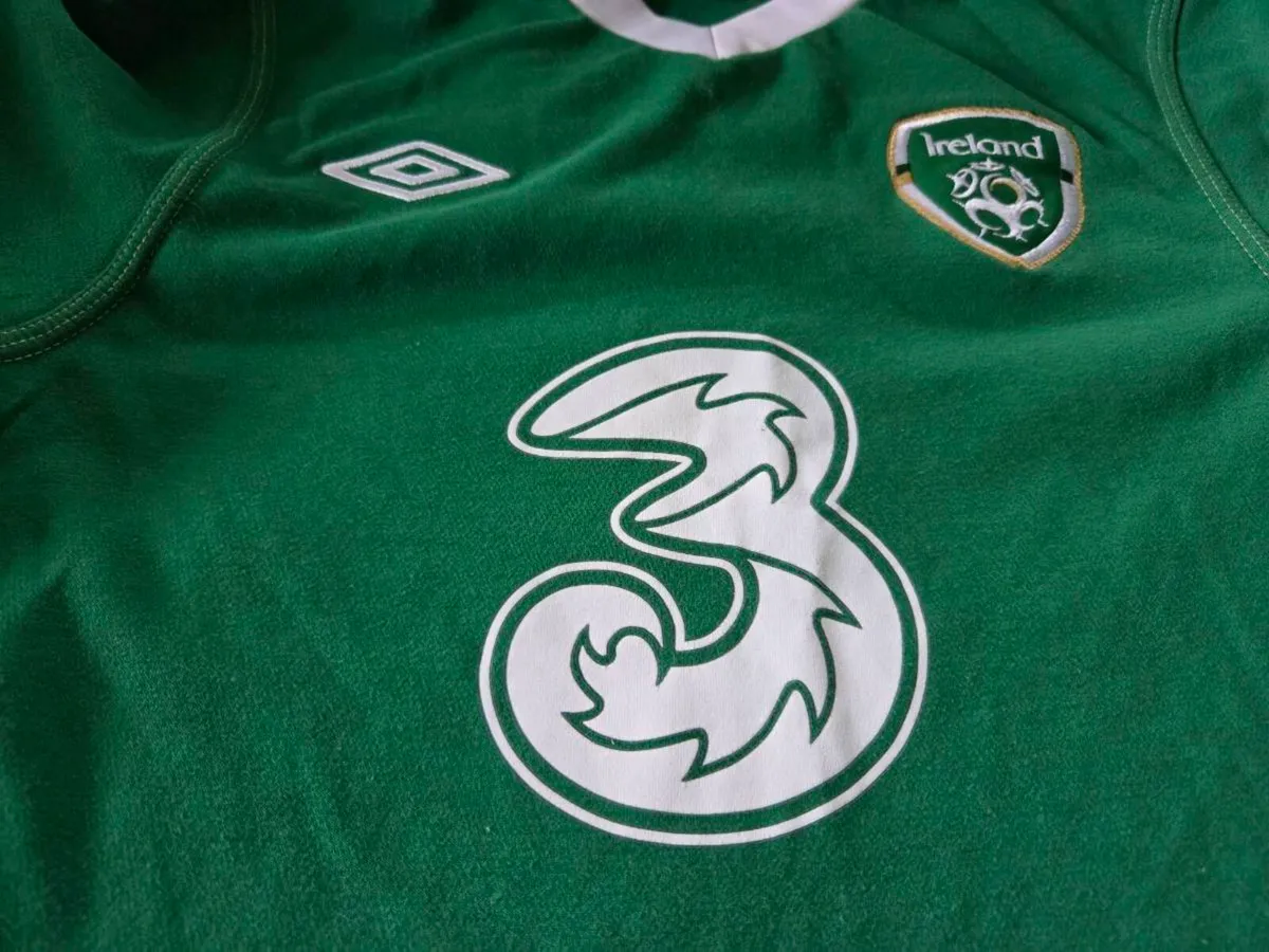 Ireland Football Home Jersey 2010 to 2011 Shirt - Image 4