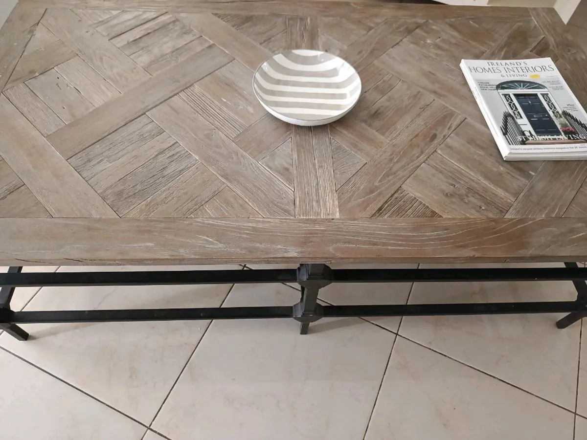 Rustic white washed coffee table - Image 3