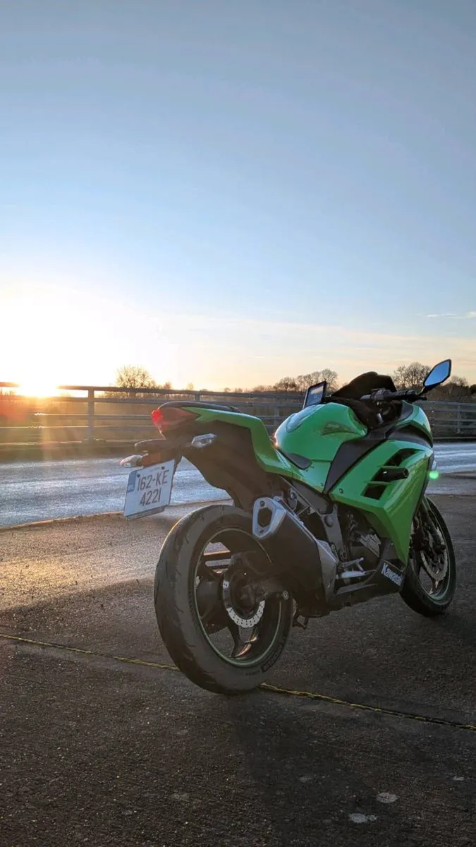 Motorcycles - Image 3