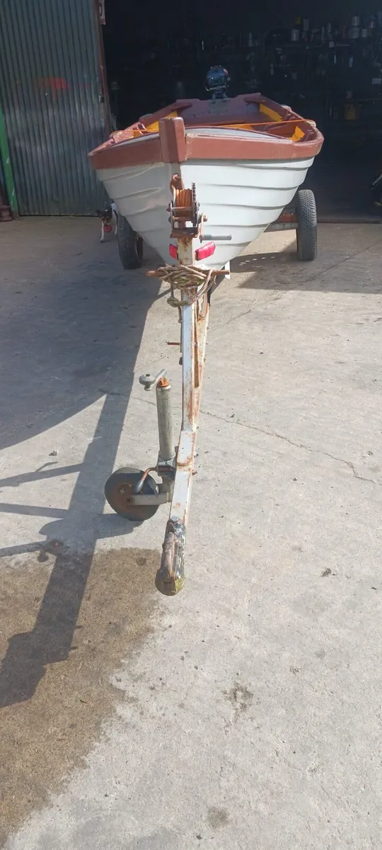 18ft Sheeling Lake Boat - Image 2