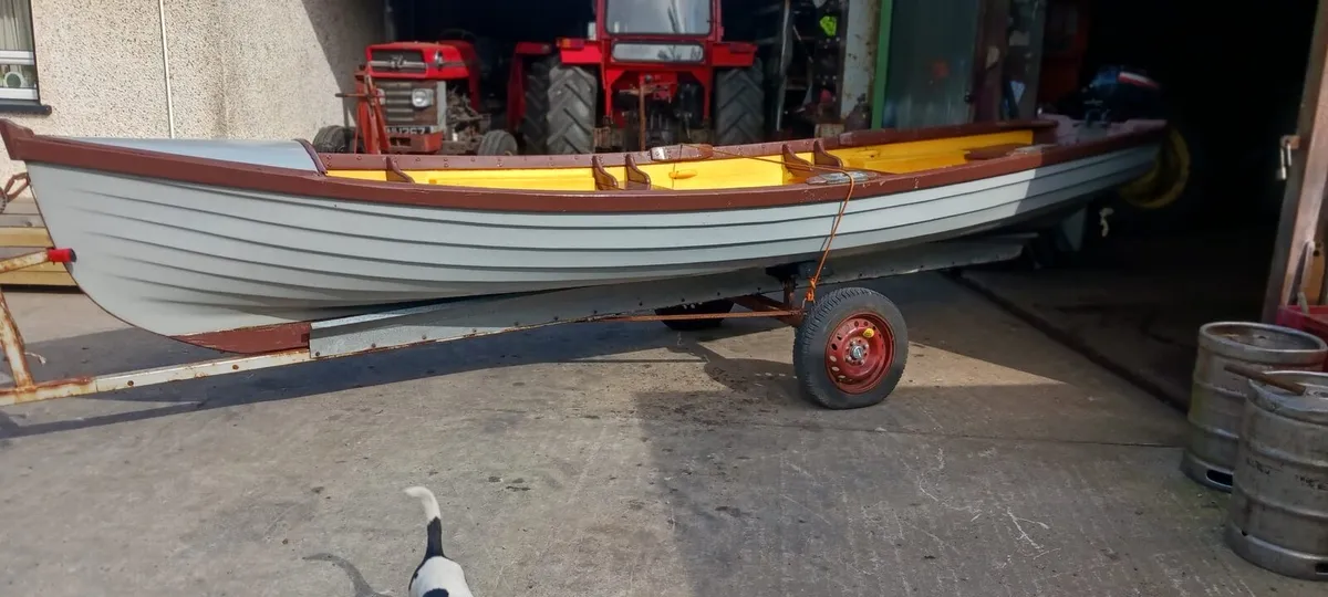 18ft Sheeling Lake Boat - Image 3
