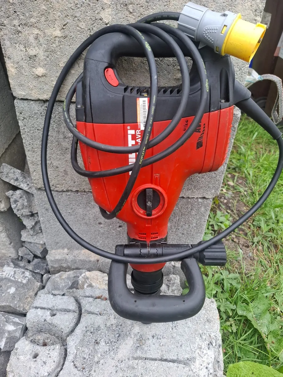 HILTI TE706 BREAKER SDS MAX - Image 1
