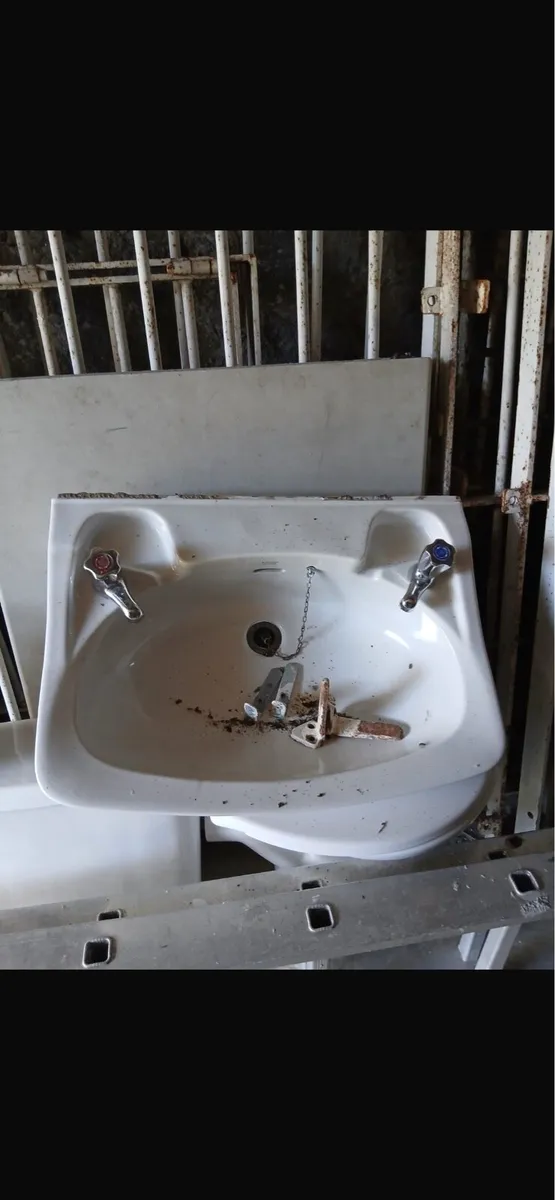 Sinks - Image 1
