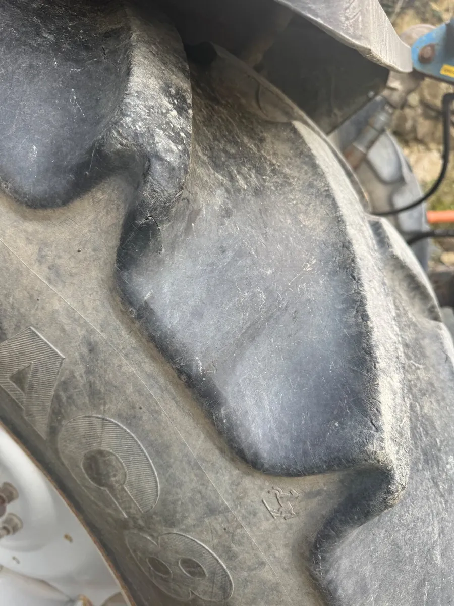 Tractor tyres - Image 4