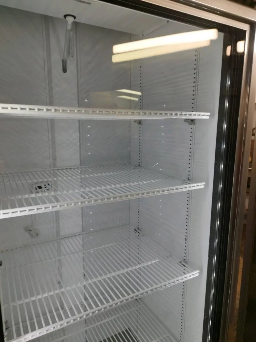 TRUE fridges - Image 4