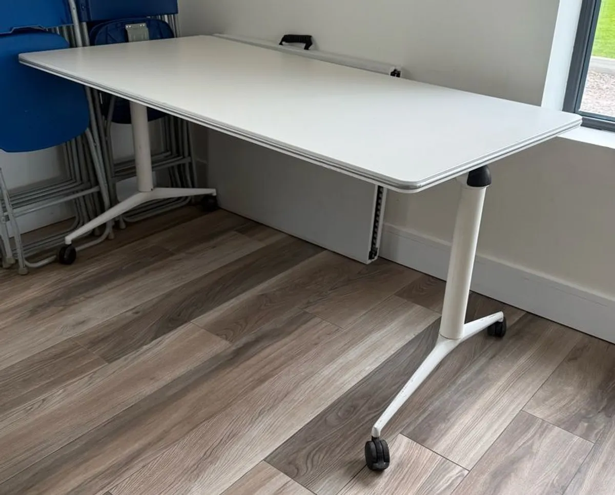 2 x Folding Tables - Image 2