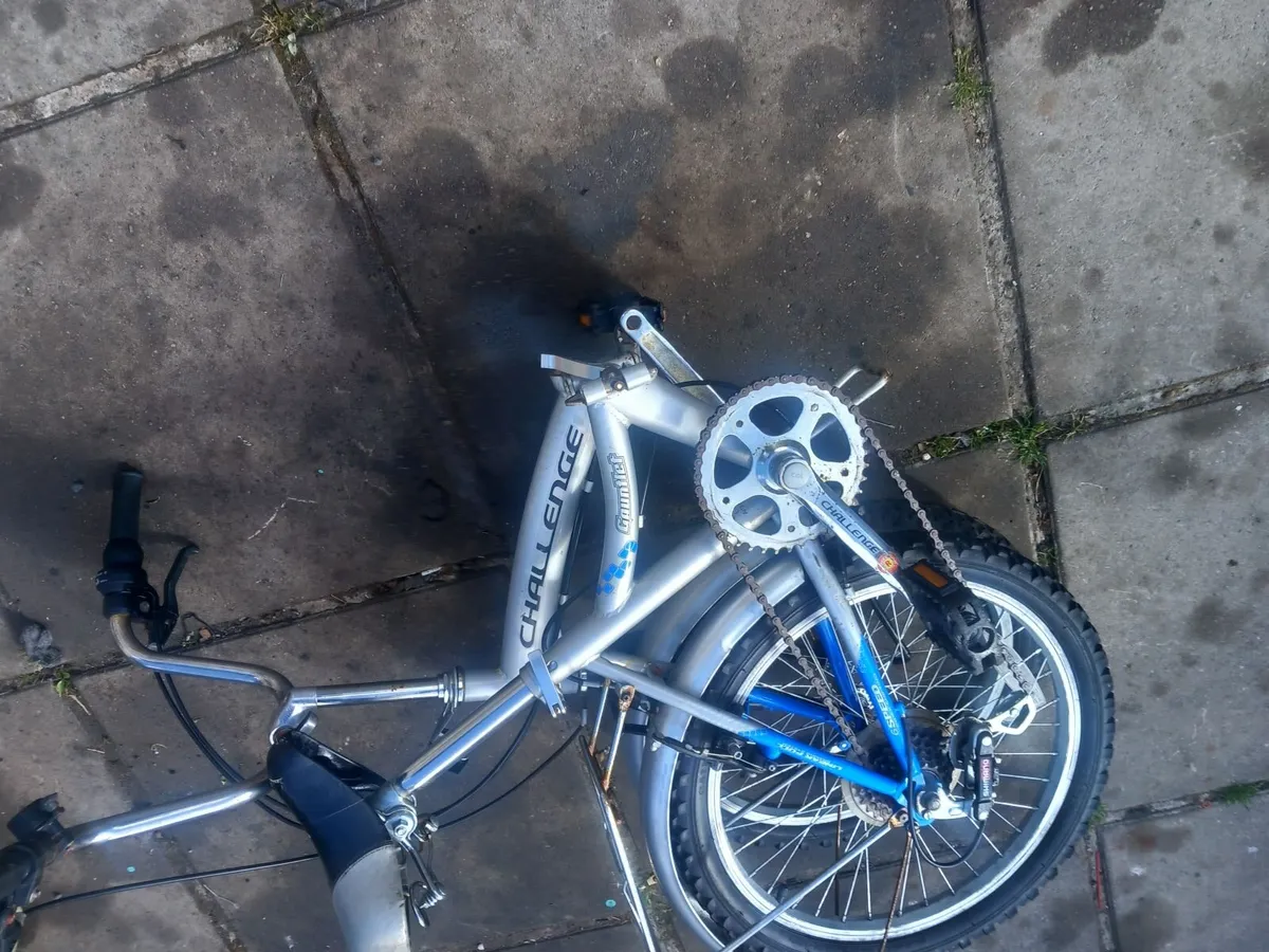 folding bike - Image 4