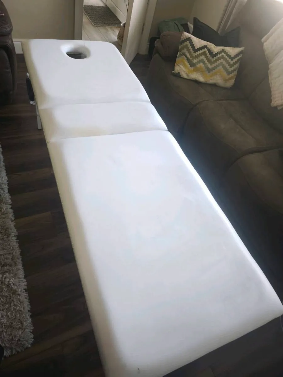 Portable massage bed - Image 1