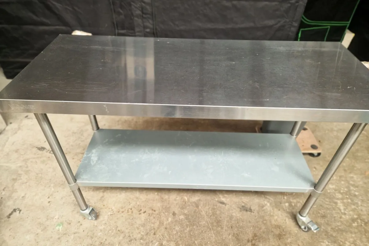 Stainless steel table - 600x1500mm used