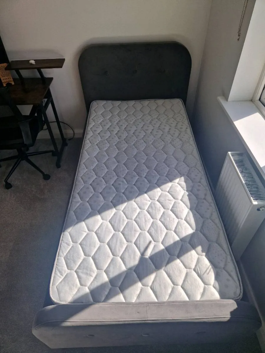 Single Bed with Mattress - Image 2