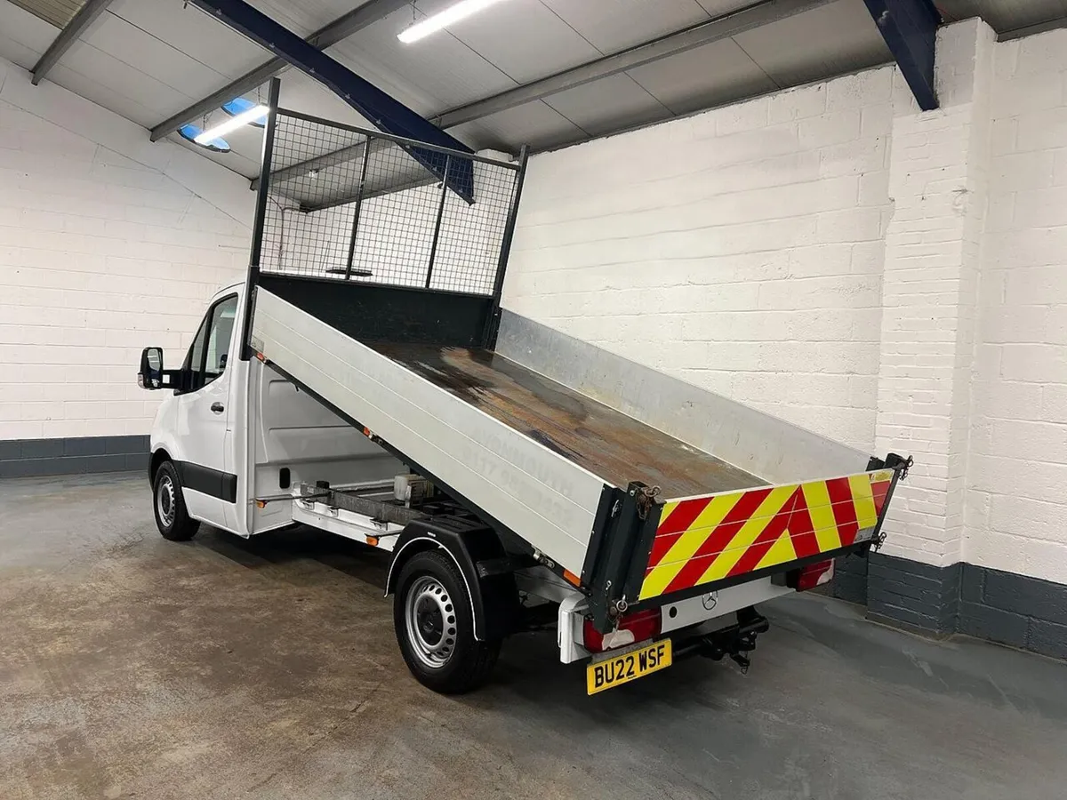 2022 Mercedes-Benz Sprinter Tipper Van - Image 4