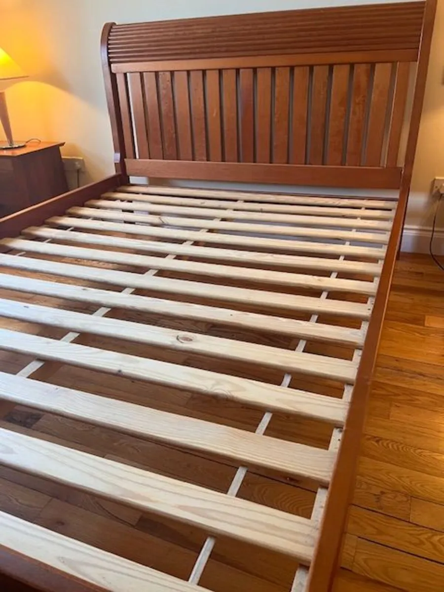 Solid timber king size bed frame - Image 2