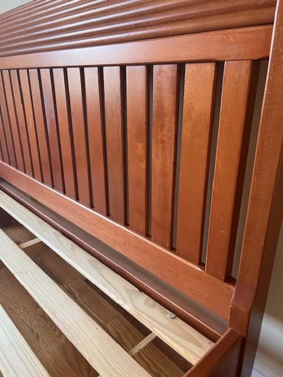 Solid timber king size bed frame - Image 3