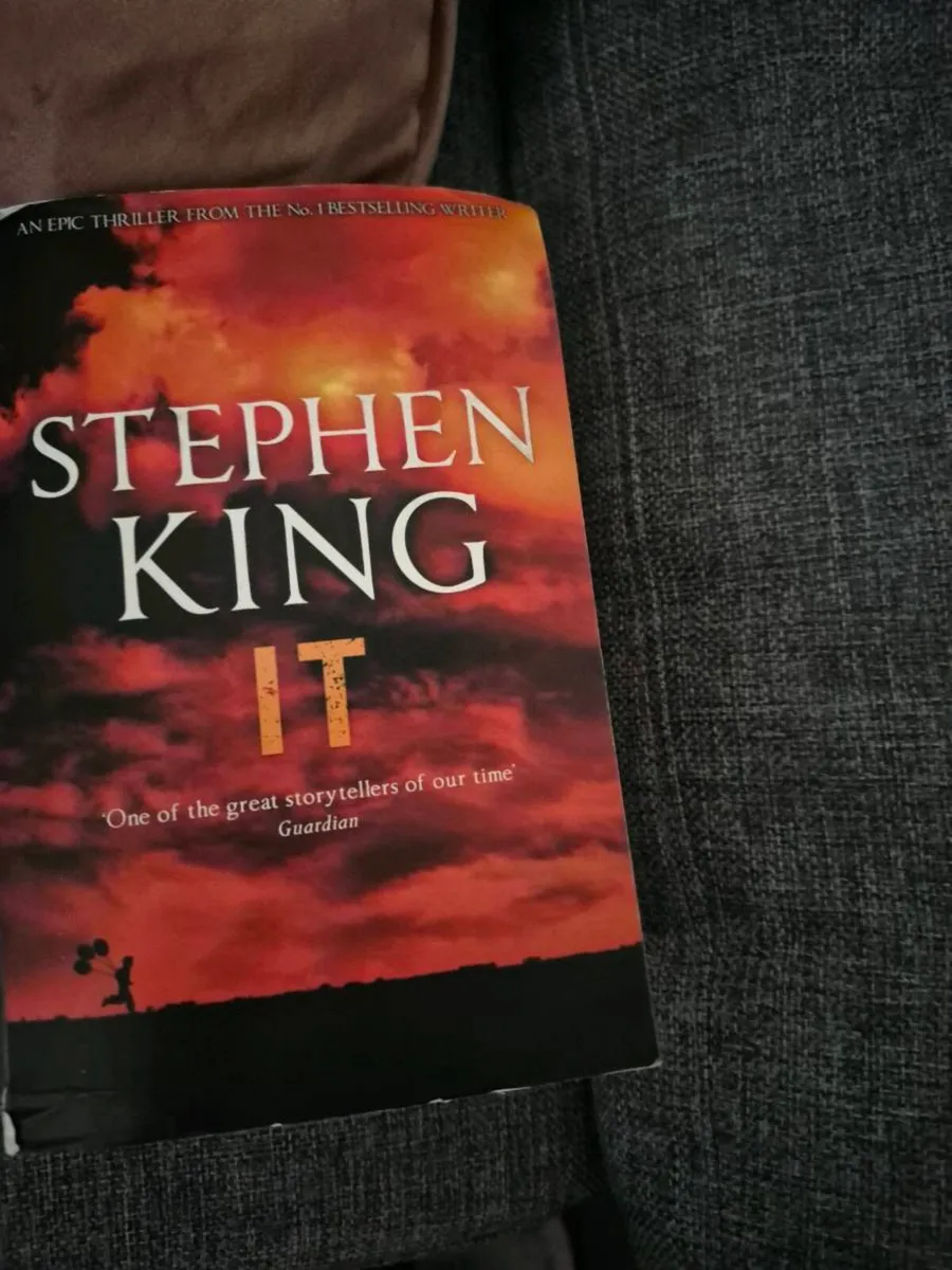 STEVEN KING IT BOOK - Image 1