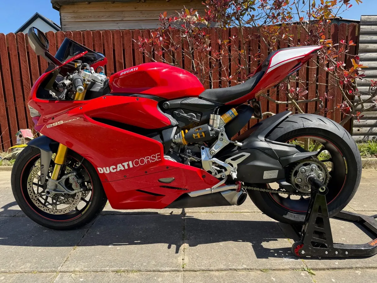 2016 DUCATI Panigale 1299S - Image 1