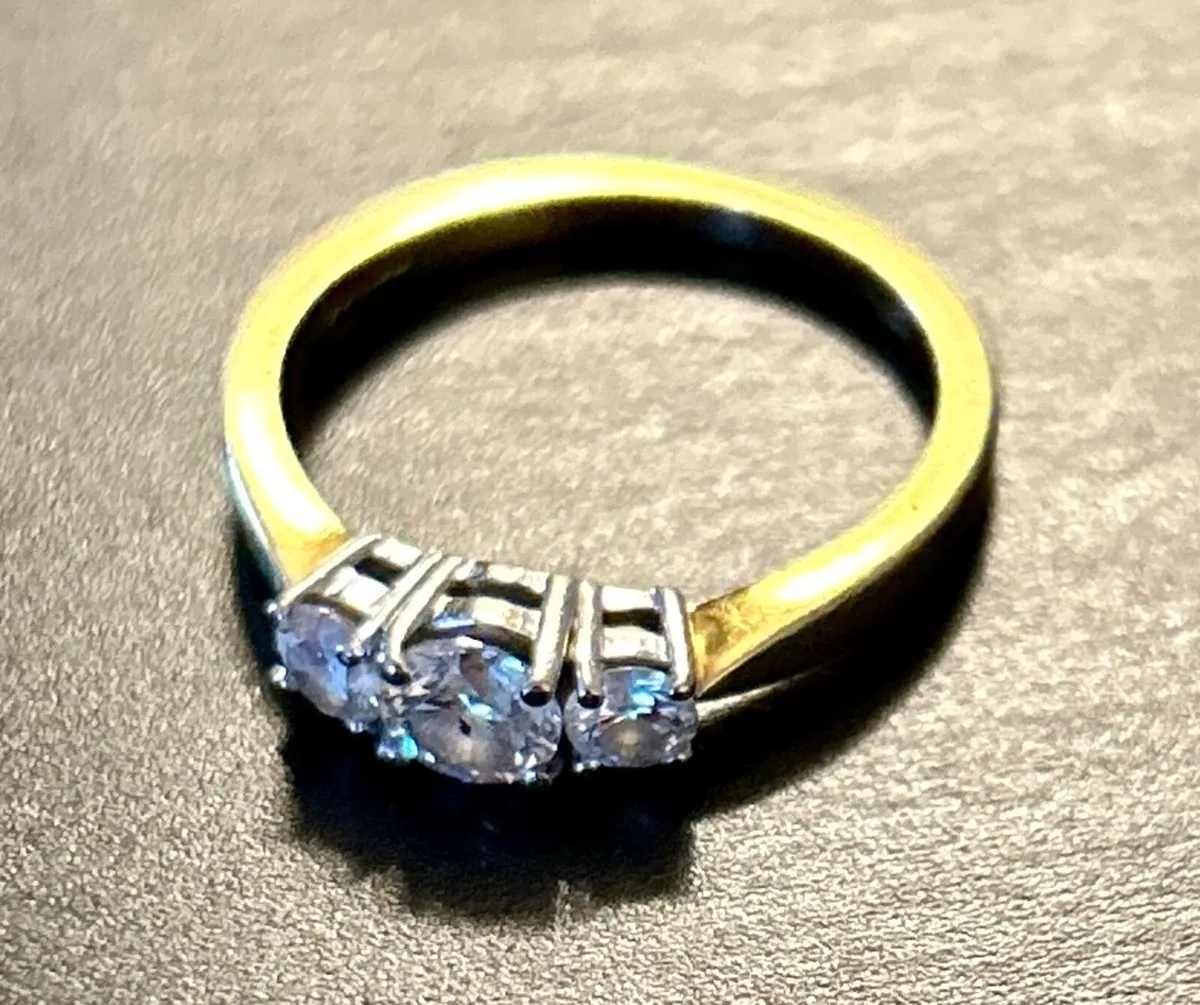 Vintage 18c Gold and Diamond Trilogy ring - Image 4