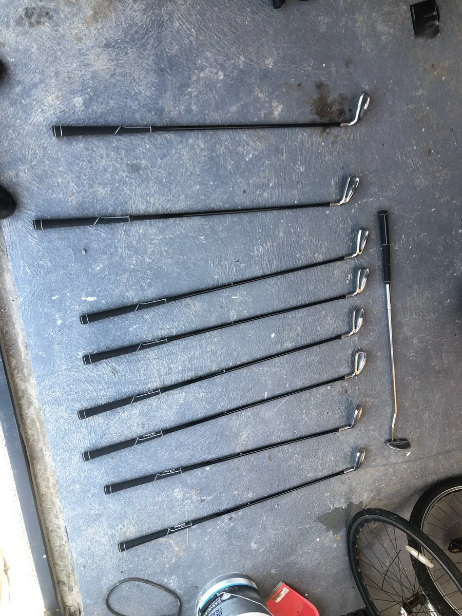 Golf clubs - Image 1