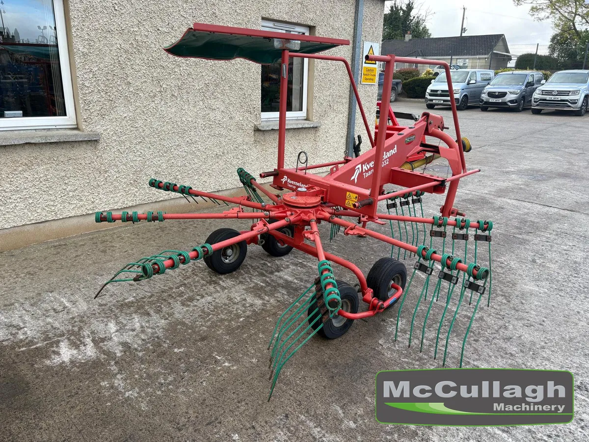 Kverneland Taarup 9032 Single Rotor Rake - Image 2