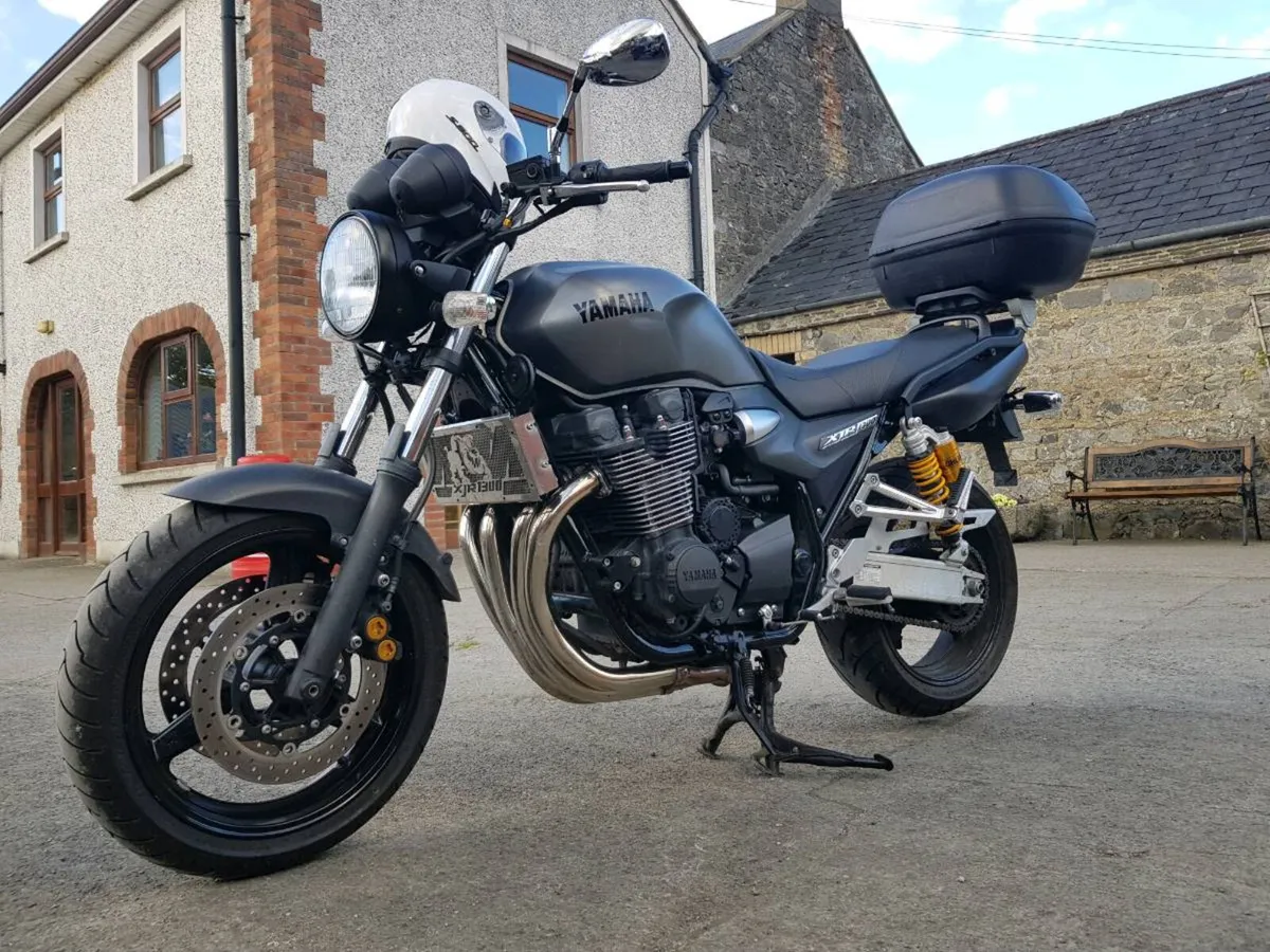 Yamaha XJR 1300 2015 - Image 4