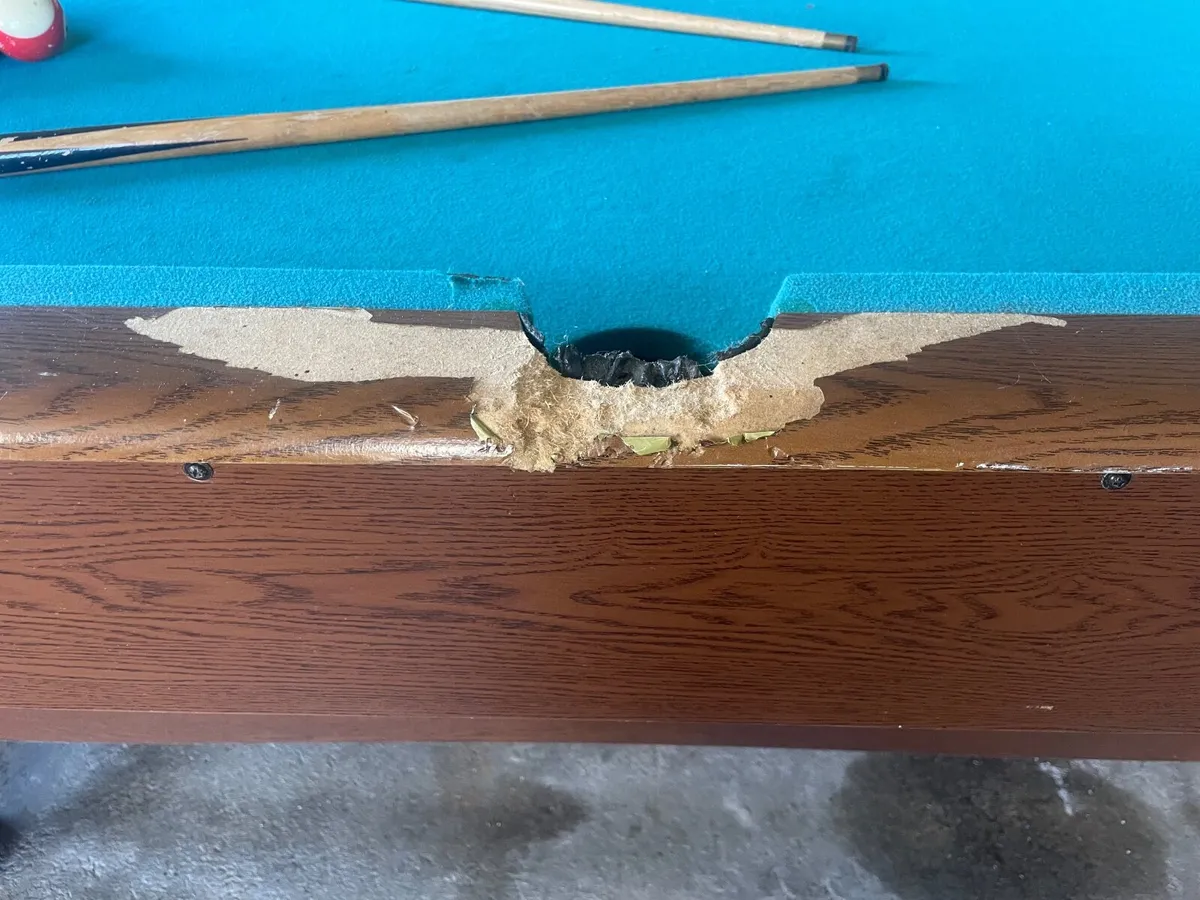 Pool table - Image 4