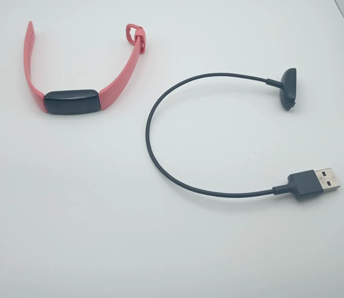 Fitbit Smartwatch / Fitness Tracker - Image 2
