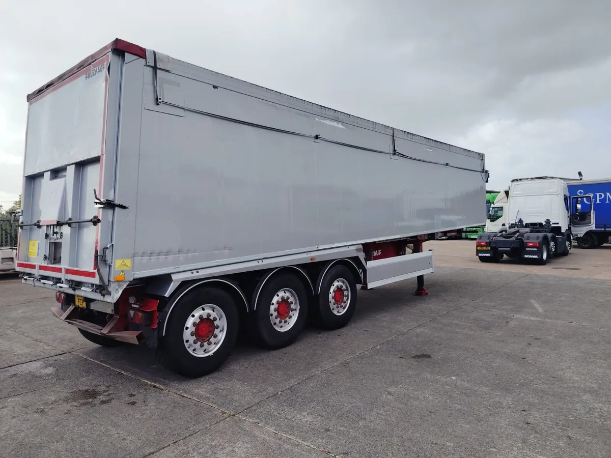 2018 Fruehauf tipping trailers Rear lift SAF Axles - Image 4