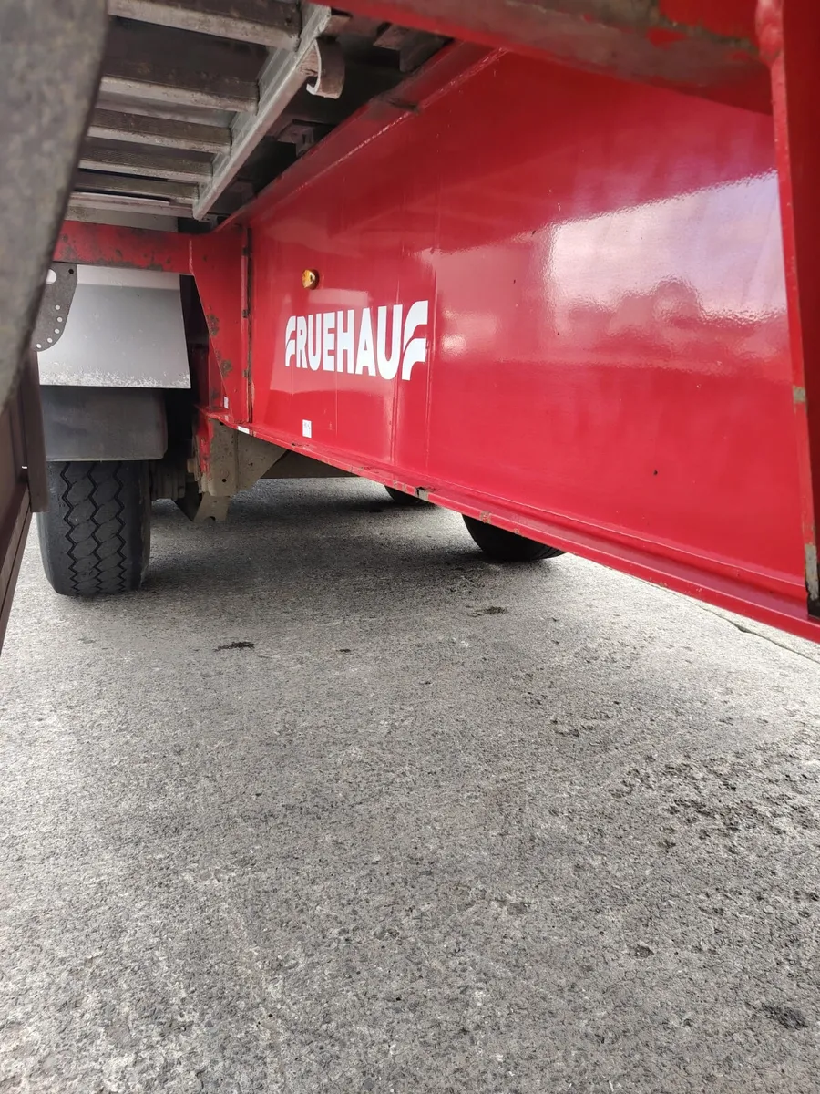 2018 Fruehauf tipping trailers Rear lift SAF Axles - Image 2