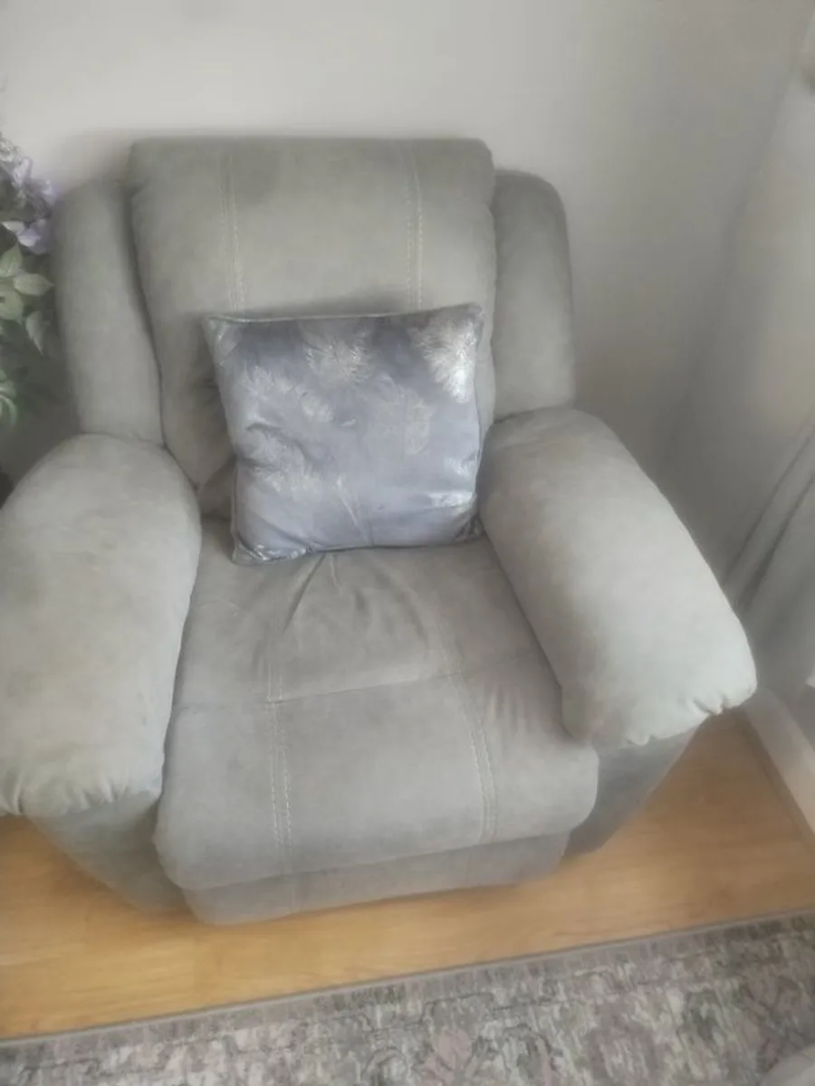 3 seater sofa and armchair - Image 2