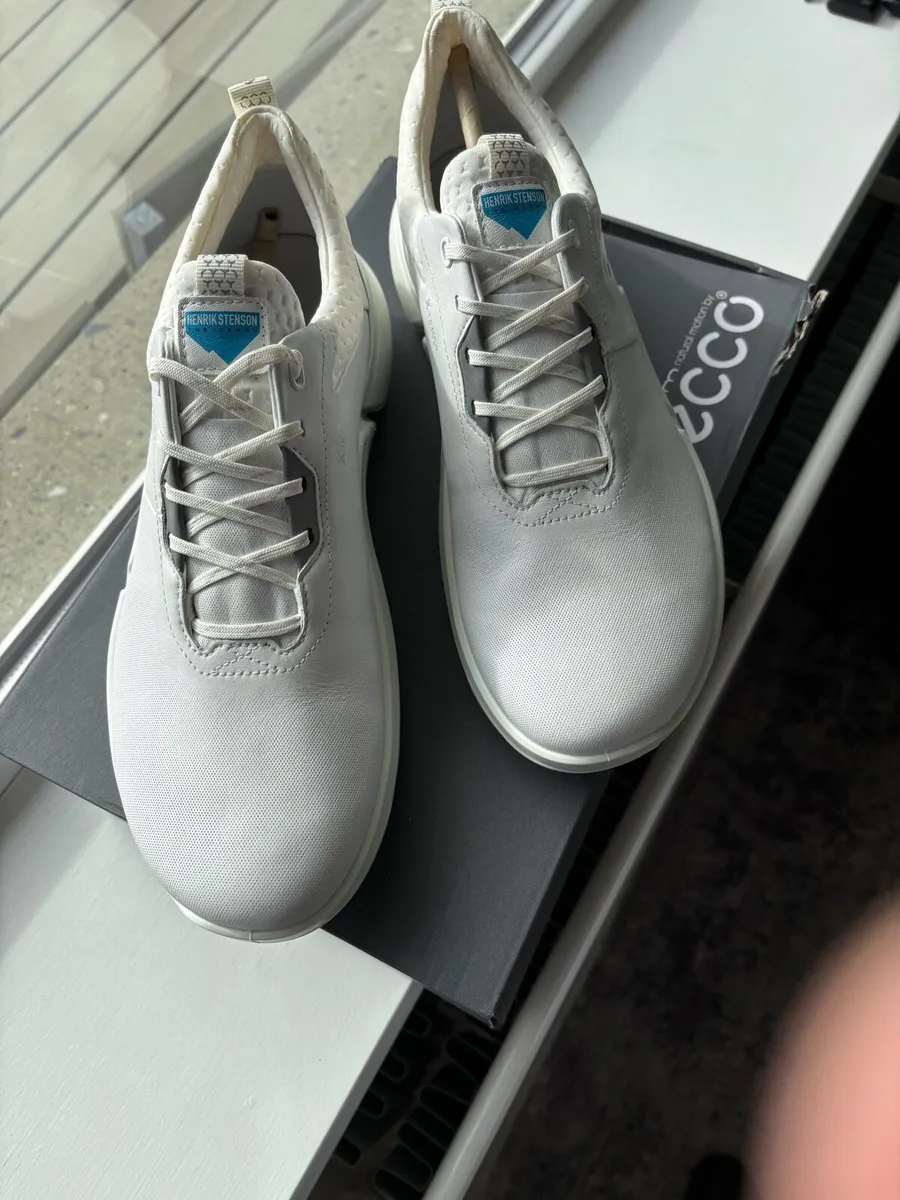 ECCO Golf shoes - Image 1