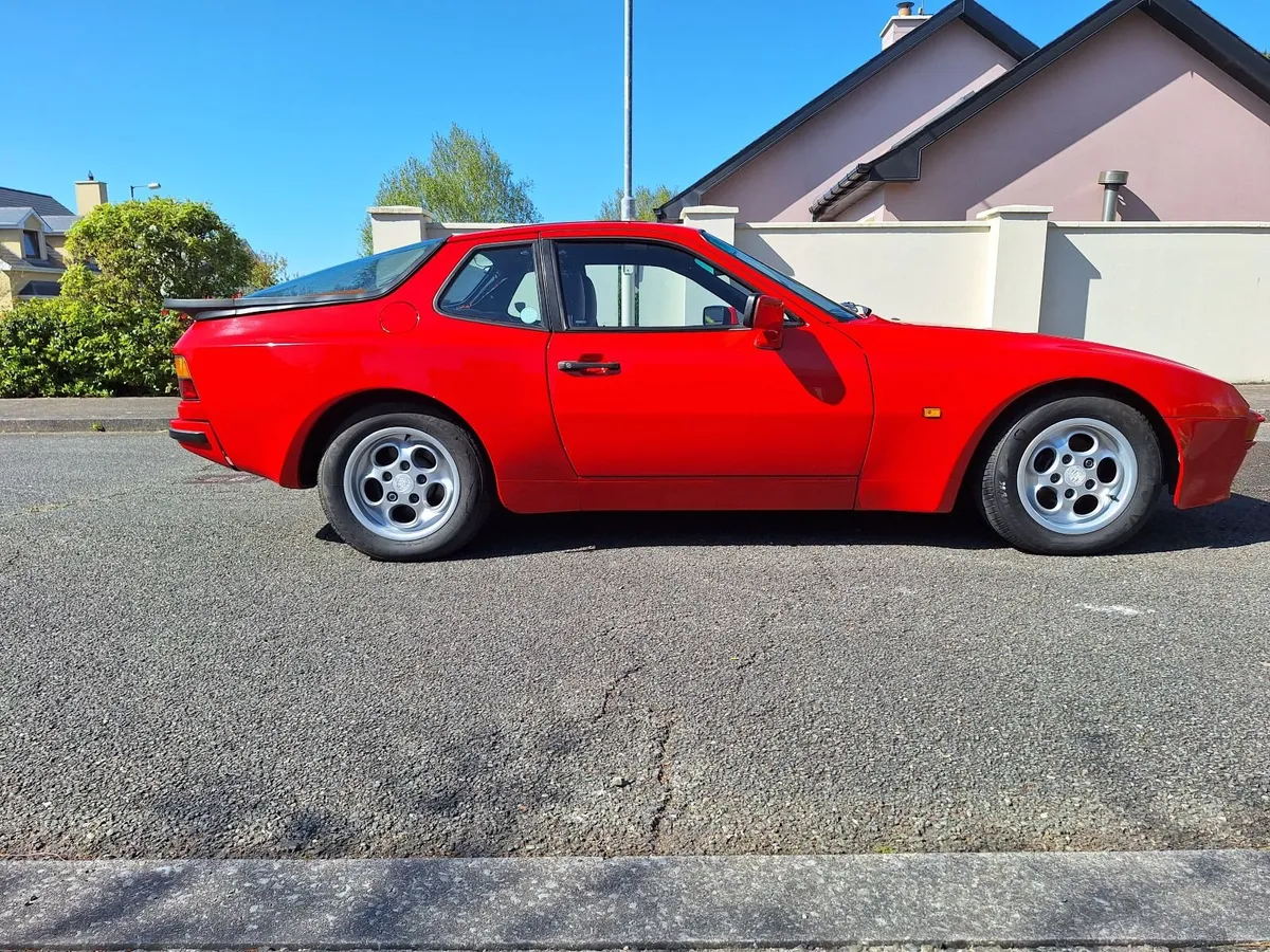 Porsche 944 1986 - Image 1