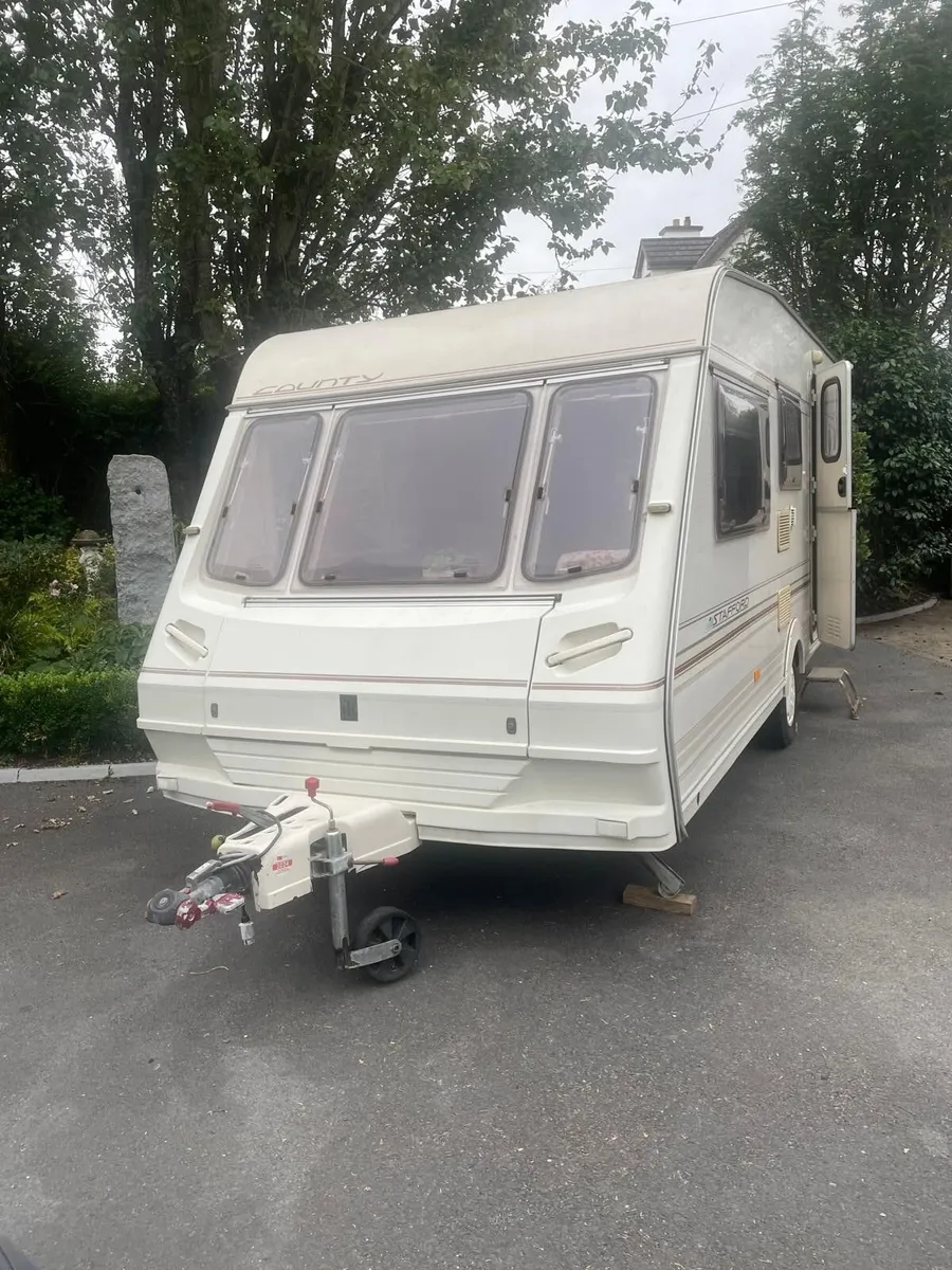 5 Berth Stafford County Caravan - Image 3